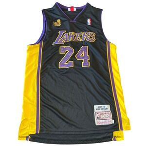 Mitchell & Ness Los Angeles Lakers Kobe Bryant #24 Black & Gold Jersey